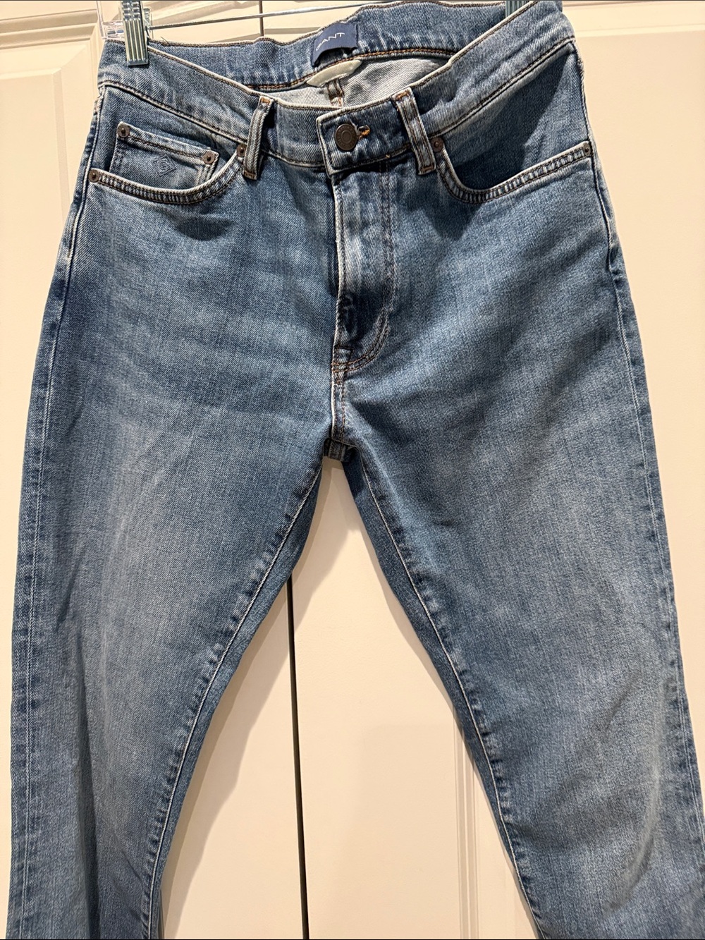 Gant Men’s Slim Straight Jeans in Light Blue Denim